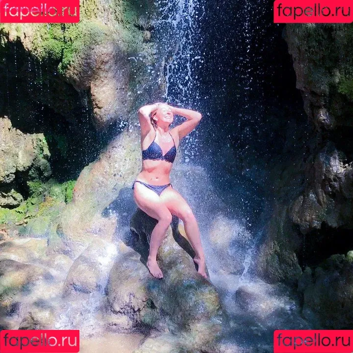 Mathia Onlyfans Photo Gallery 