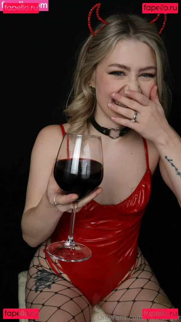 Mathia Onlyfans Photo Gallery 