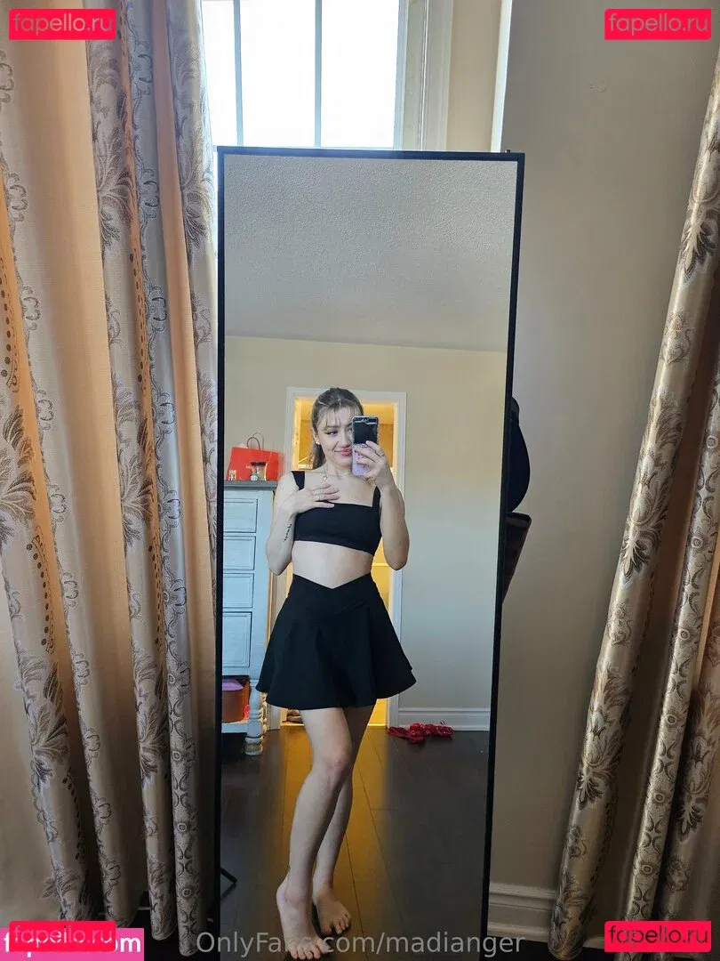 Mathia Onlyfans Photo Gallery 