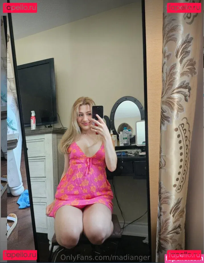 Mathia Onlyfans Photo Gallery 