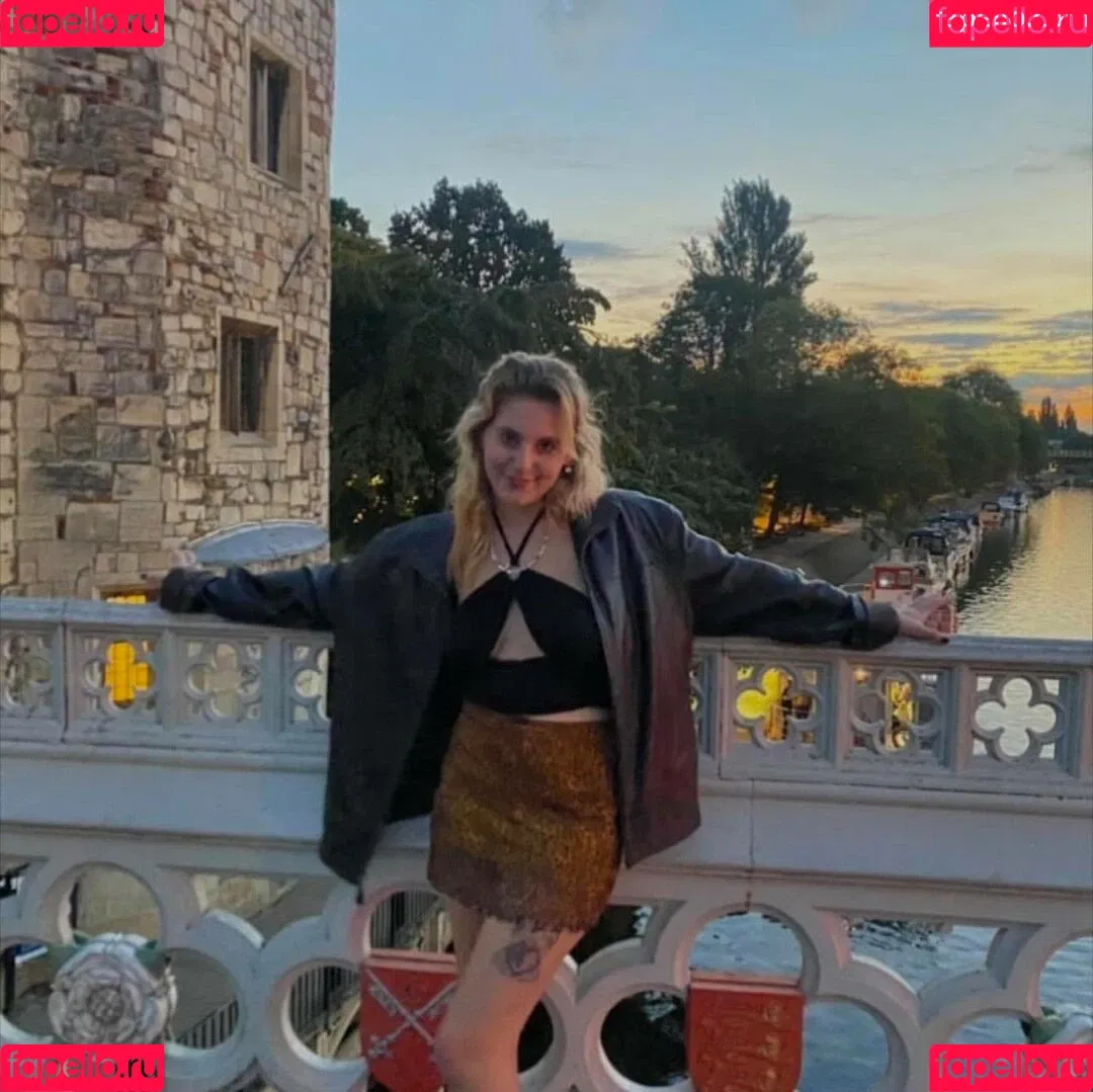 Dionne K Onlyfans Photo Gallery 