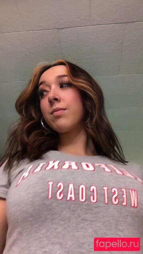 Presley Hine Nude Onlyfans Photo 44