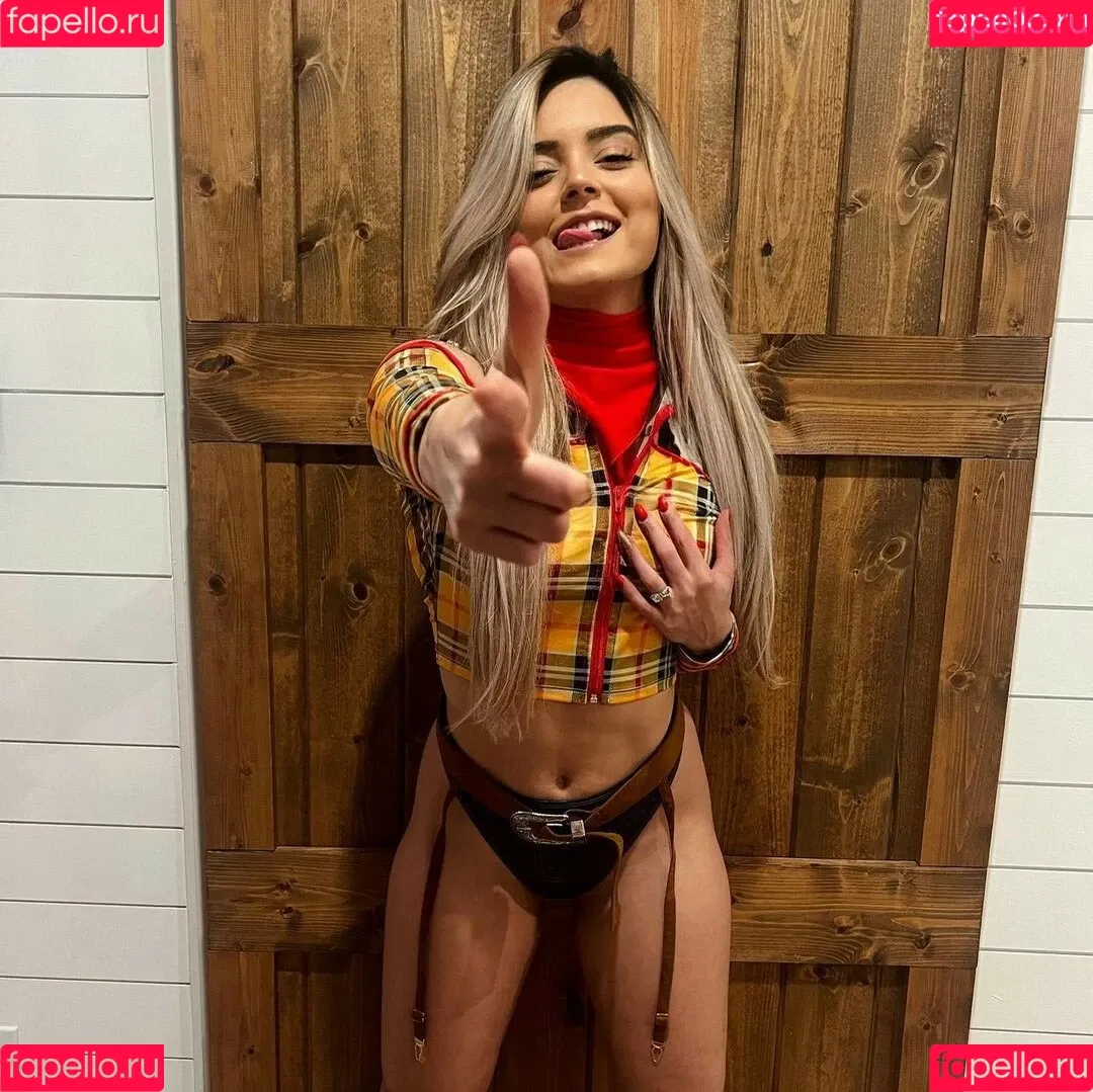 Taynara Melo Onlyfans Photo Gallery 