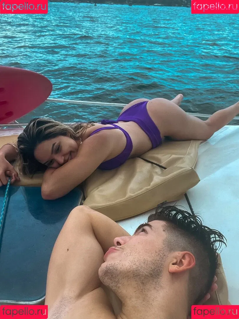 Taynara Melo Onlyfans Photo Gallery 