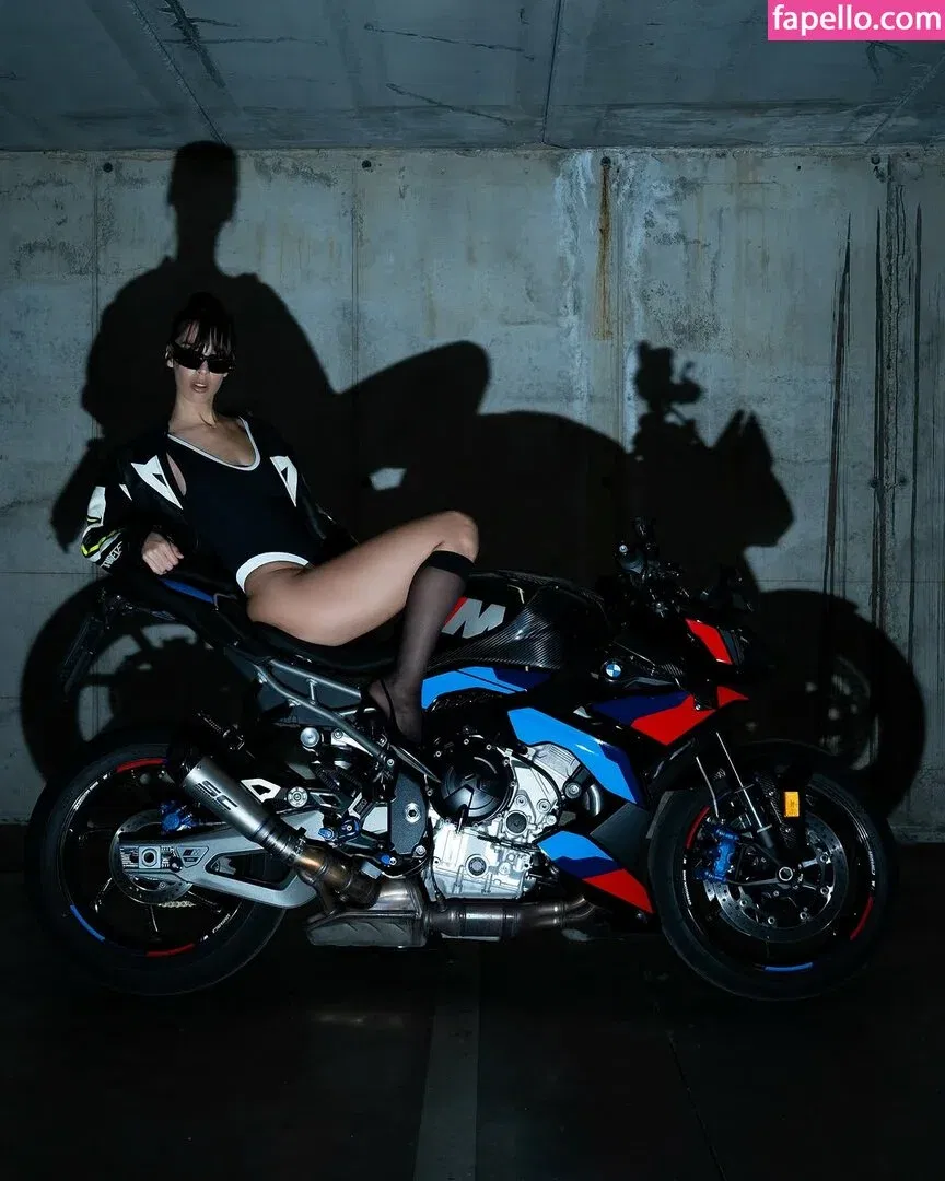 Luna Piombanti Onlyfans Photo Gallery 