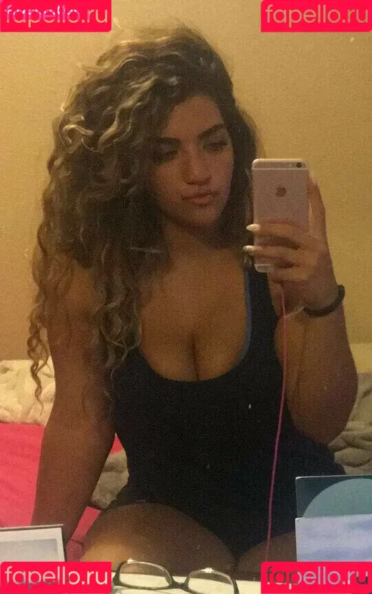 babyyameera Onlyfans Photo Gallery 