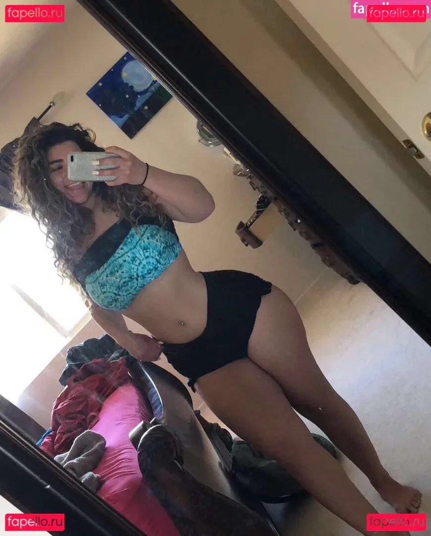 babyyameera Onlyfans Photo Gallery 