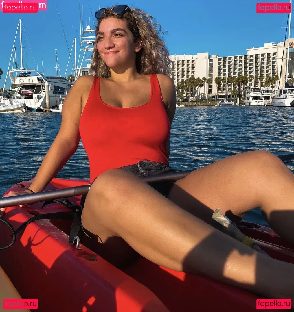 babyyameera Onlyfans Photo Gallery 