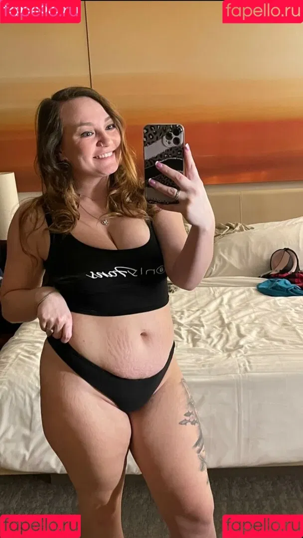morgandoesnt.care Onlyfans Photo Gallery 