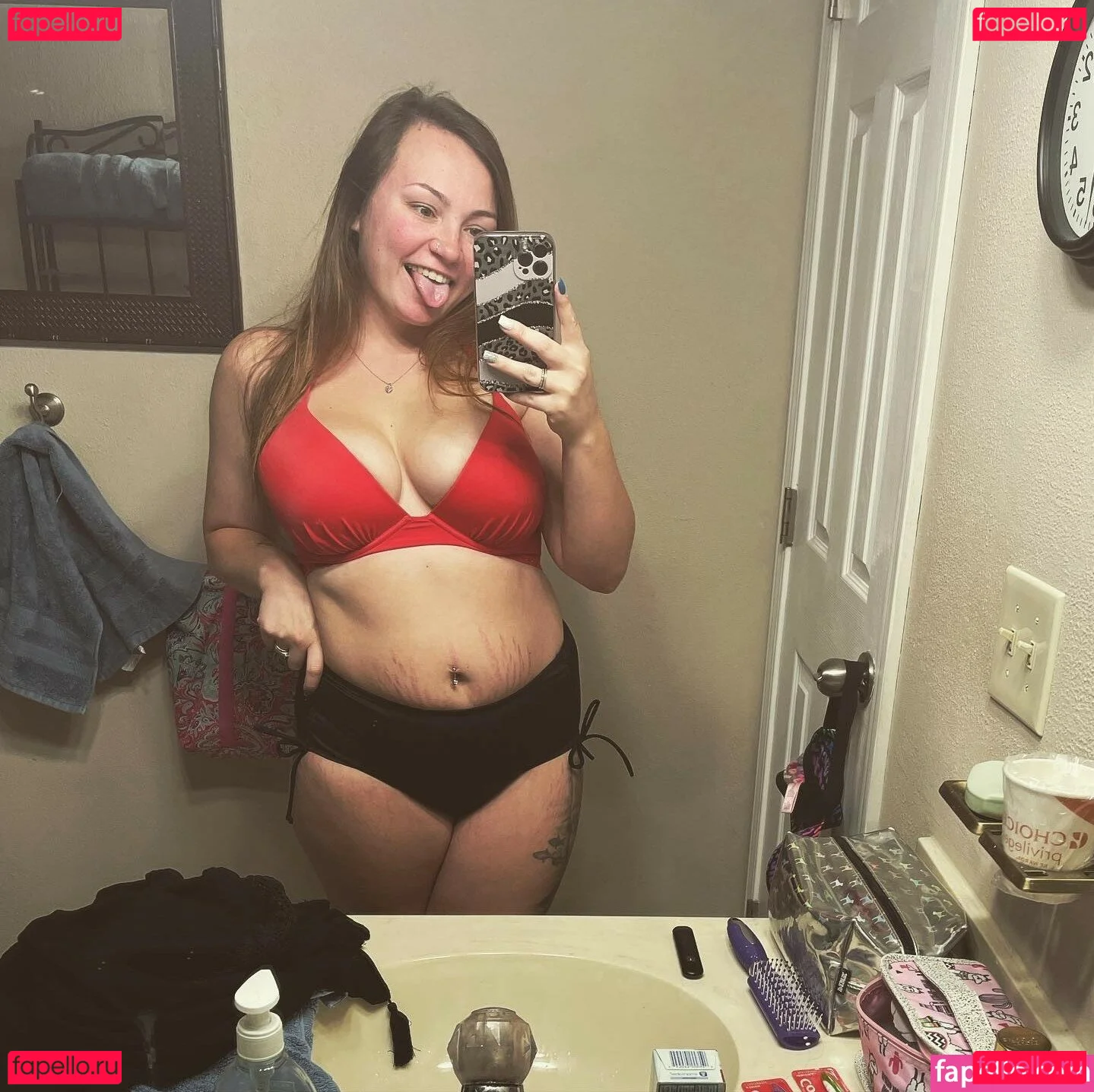 morgandoesnt.care Onlyfans Photo Gallery 