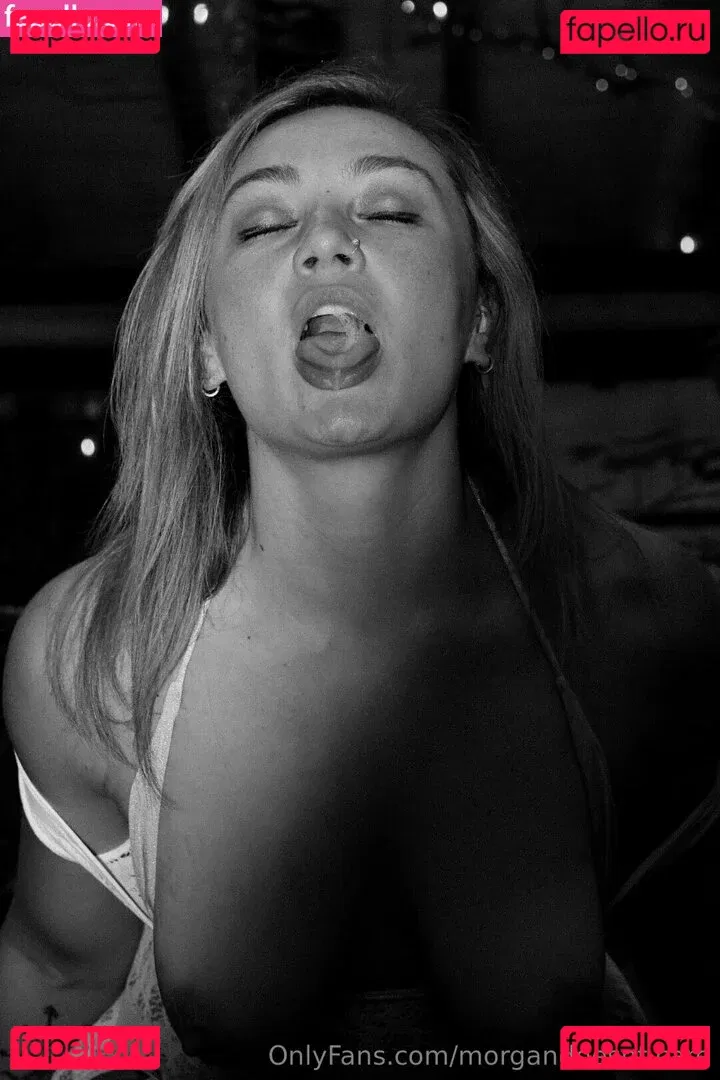 morgandoesnt.care Onlyfans Photo Gallery 