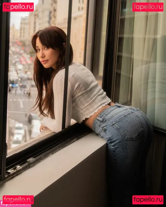 f1elly Onlyfans Photo Gallery 