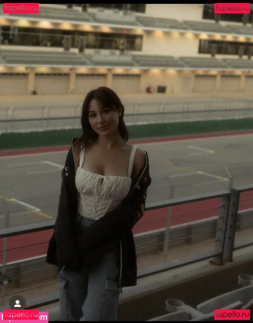 f1elly Onlyfans Photo Gallery 