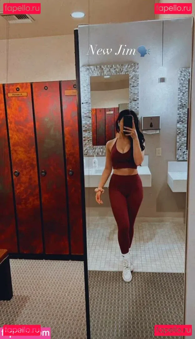 f1elly Onlyfans Photo Gallery 