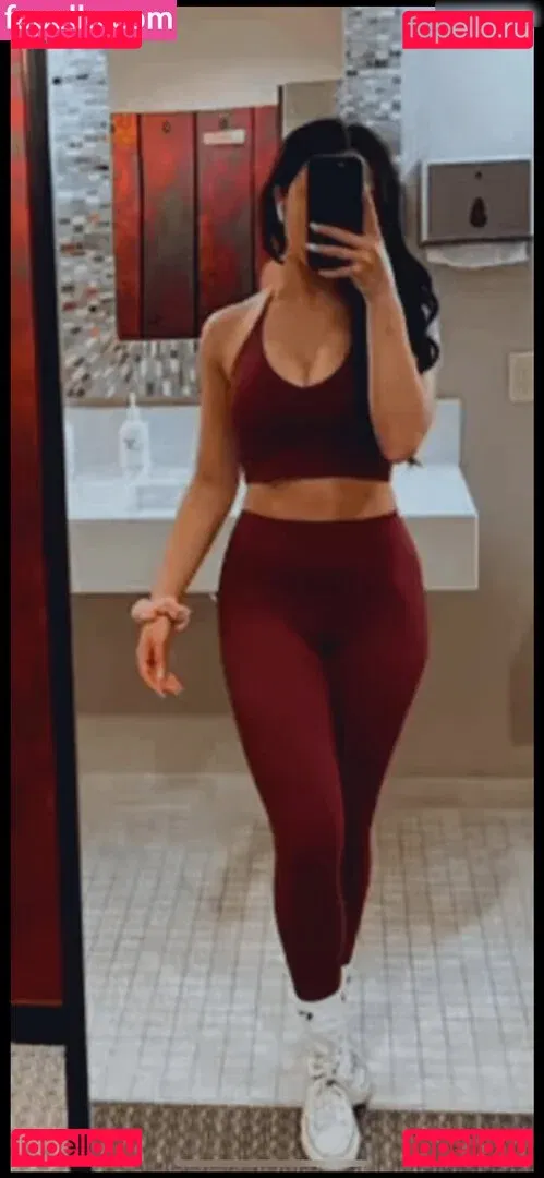 f1elly Onlyfans Photo Gallery 