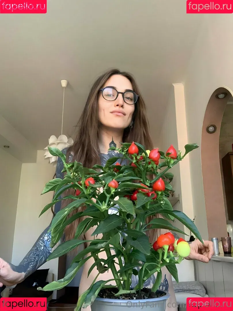 lunamilian Onlyfans Photo Gallery 