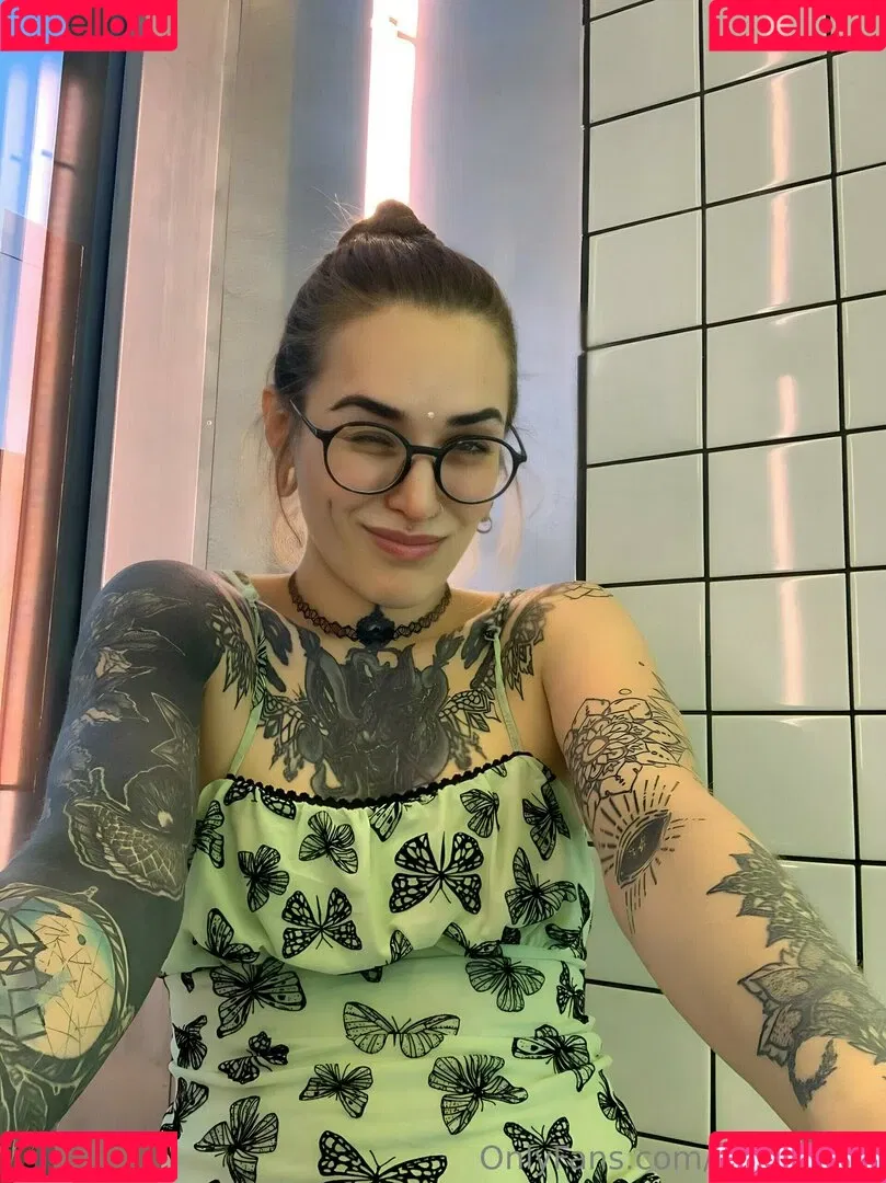 lunamilian Onlyfans Photo Gallery 