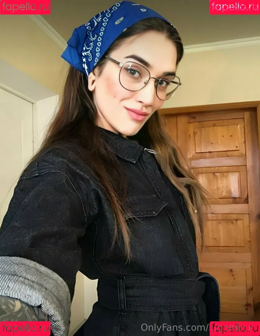 lunamilian Onlyfans Photo Gallery 