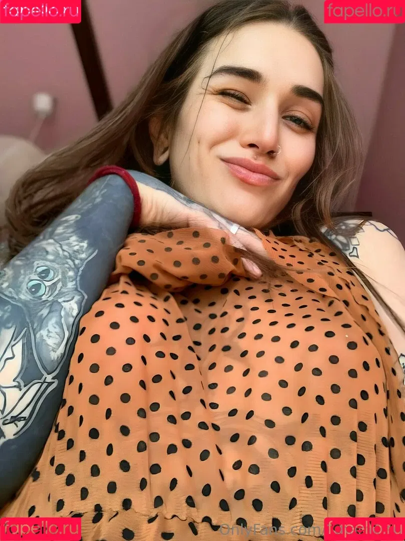 lunamilian Onlyfans Photo Gallery 