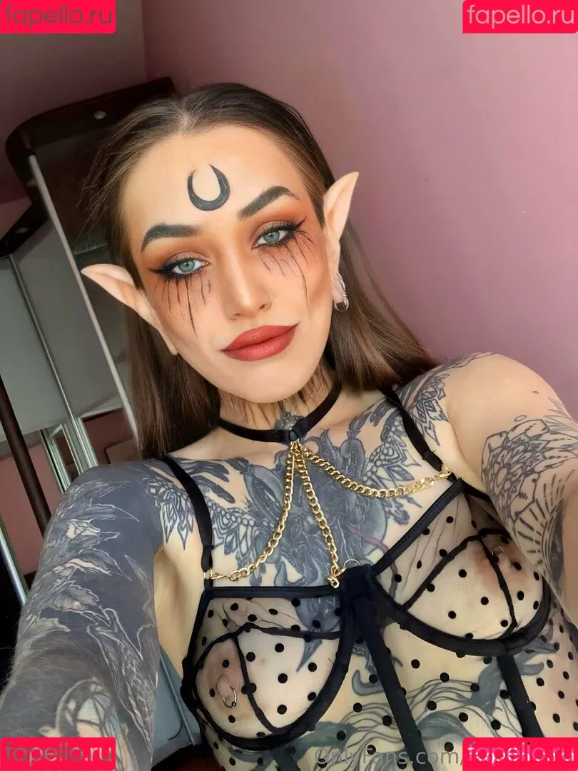 lunamilian Onlyfans Photo Gallery 