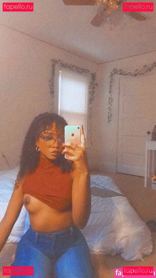 mishathefairy Onlyfans Photo Gallery 