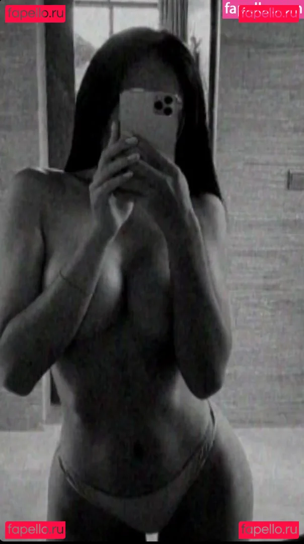 Tzouma Mym Onlyfans Photo Gallery 