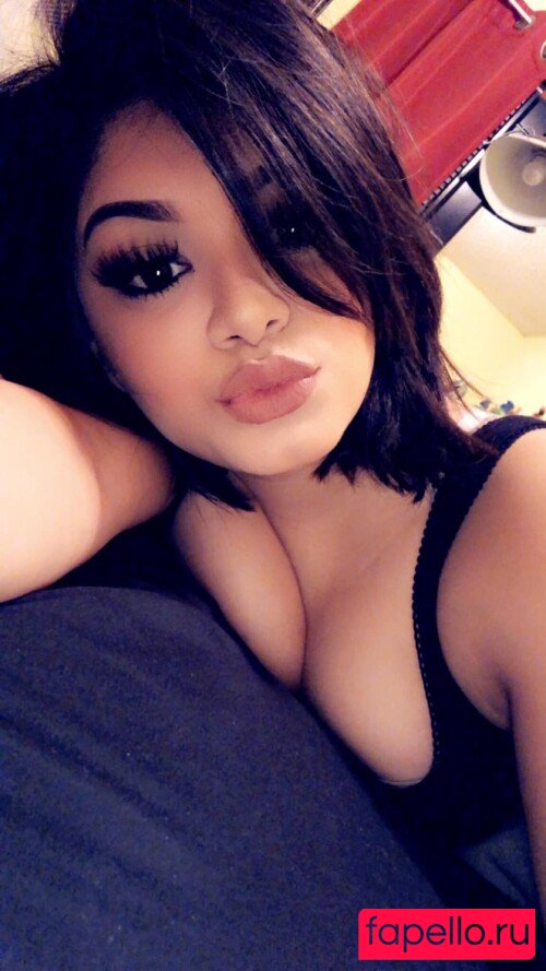 Daniela Chaverry Nude Onlyfans Photo 35