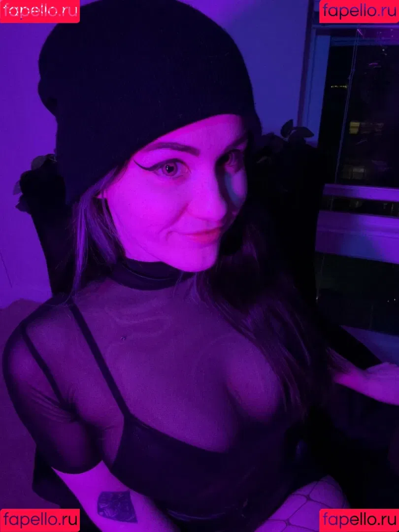 ConcealedBones Onlyfans Photo Gallery 