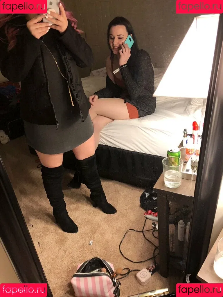 ConcealedBones Onlyfans Photo Gallery 