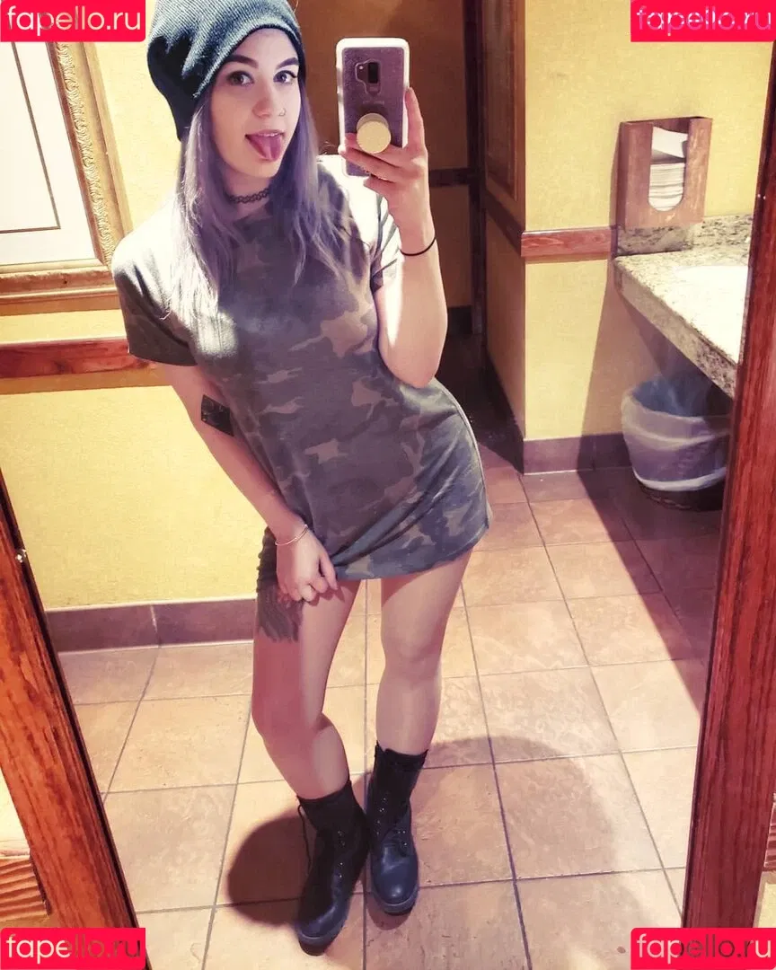 ConcealedBones Onlyfans Photo Gallery 