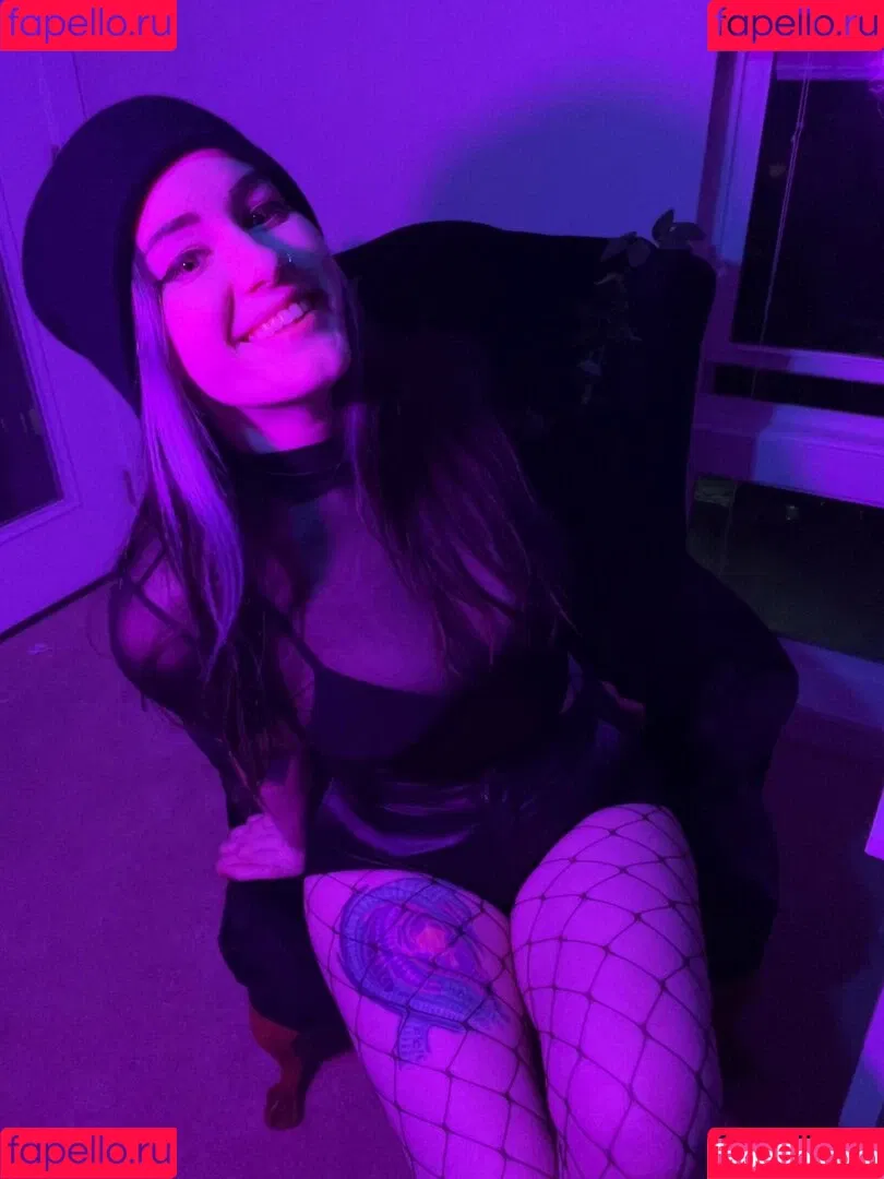ConcealedBones Onlyfans Photo Gallery 