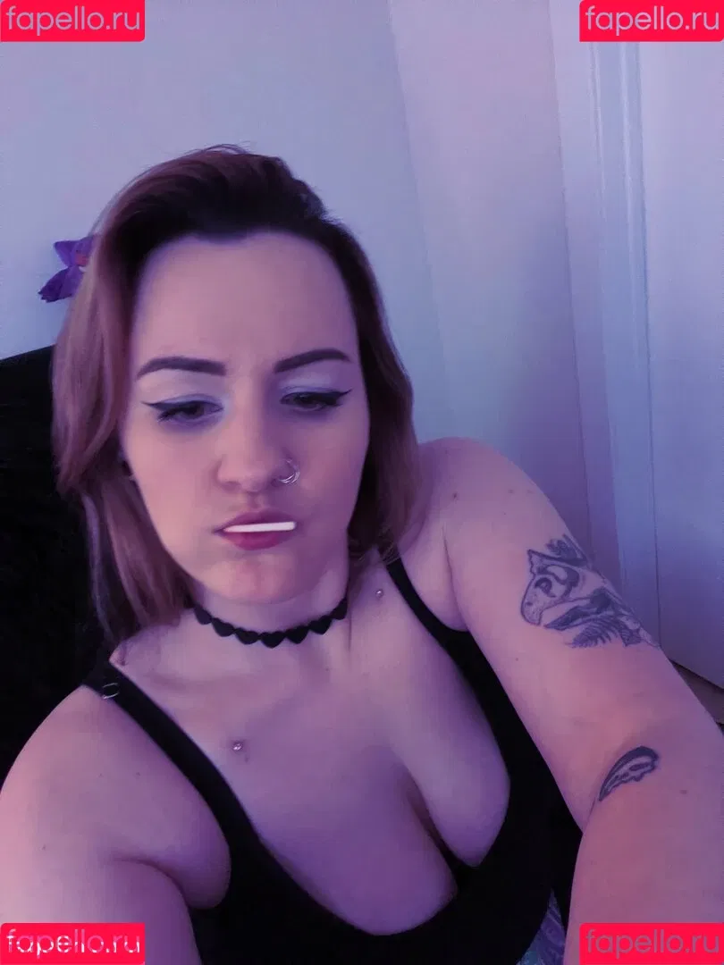 ConcealedBones Onlyfans Photo Gallery 