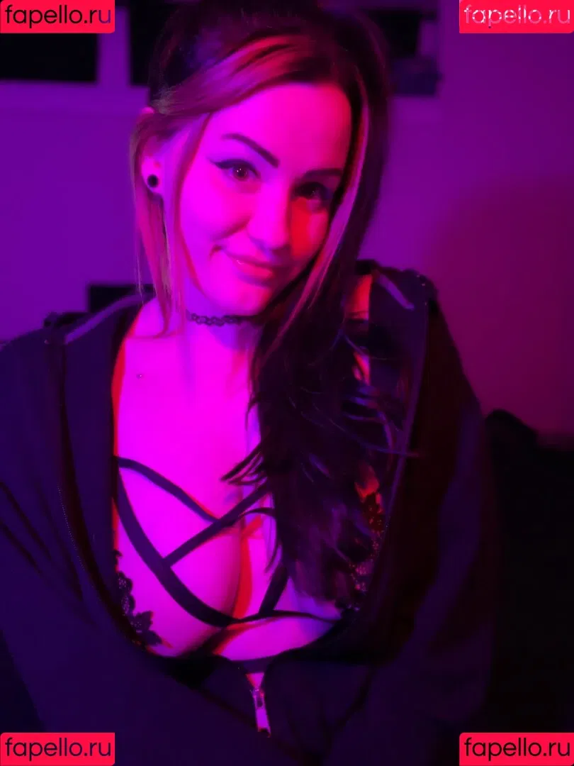 ConcealedBones Onlyfans Photo Gallery 