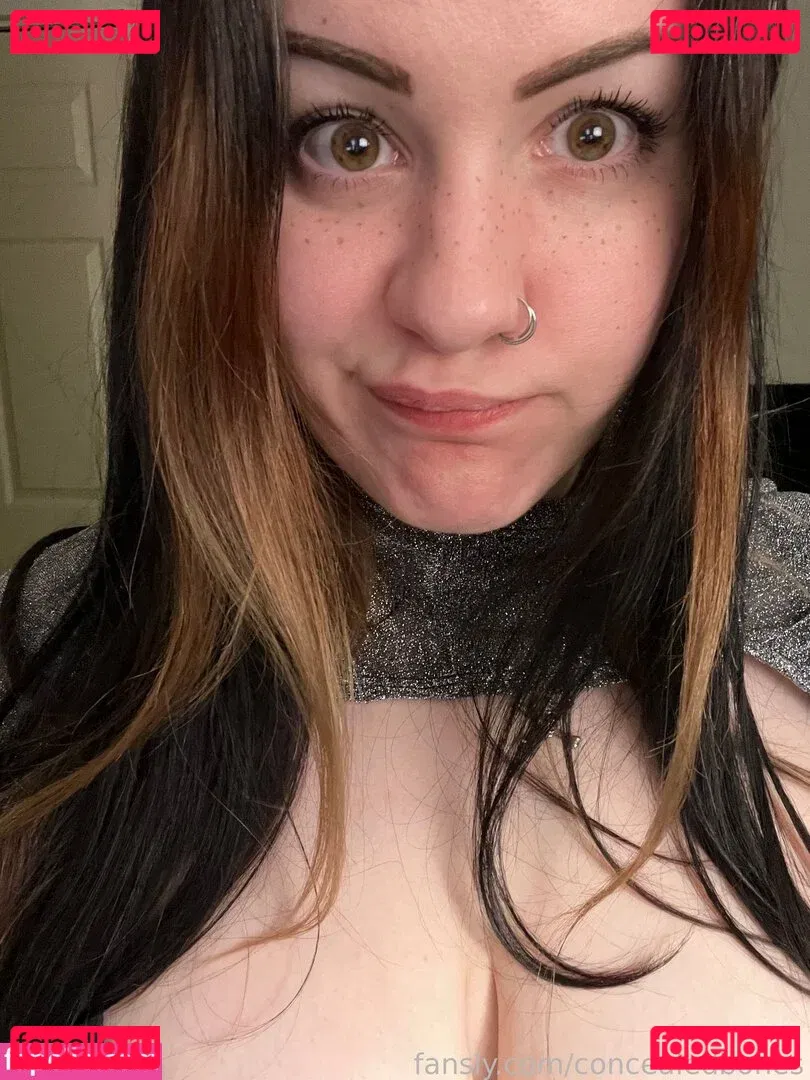 ConcealedBones Onlyfans Photo Gallery 