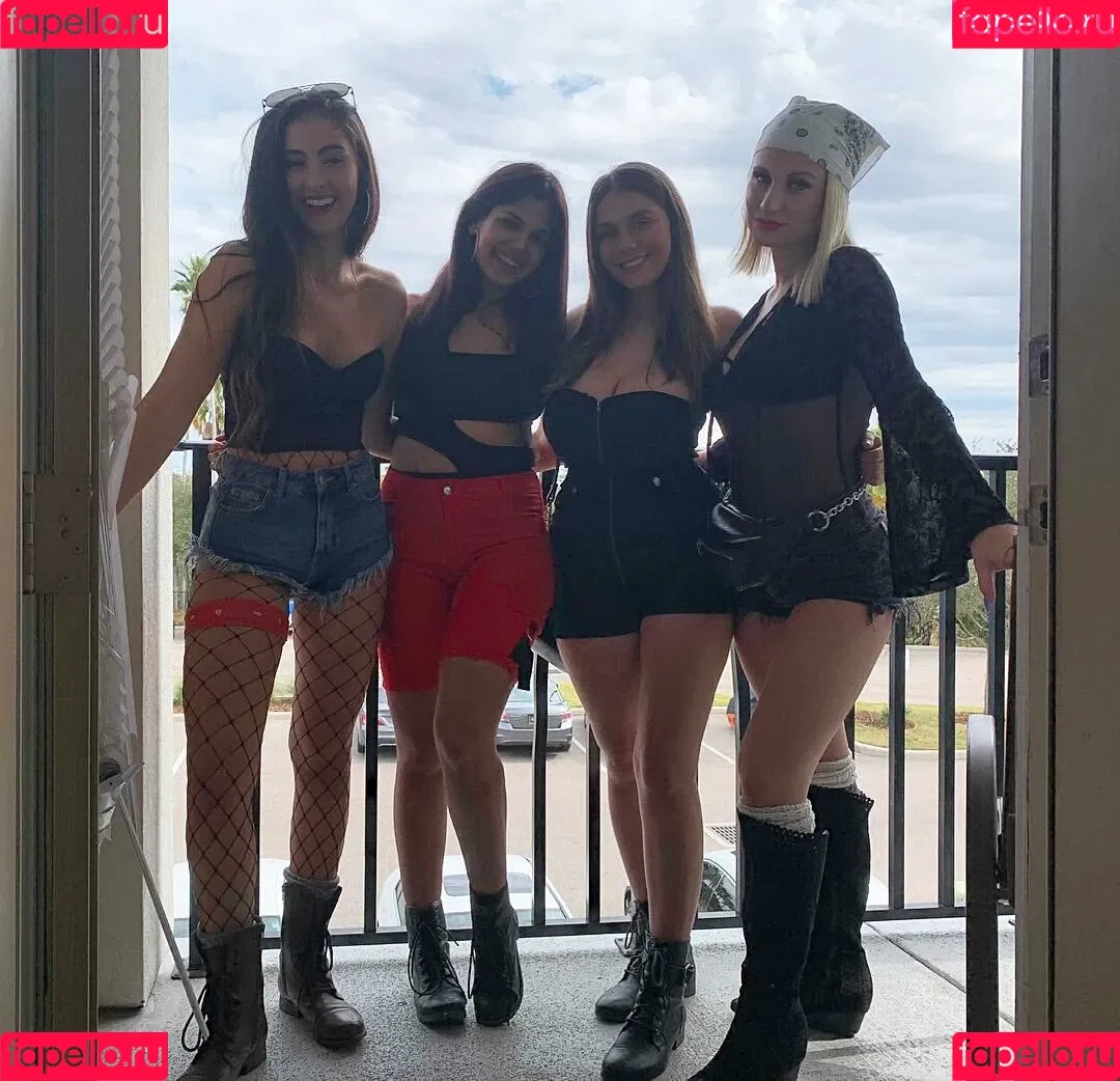 Maddy Mahmoudi Onlyfans Photo Gallery 