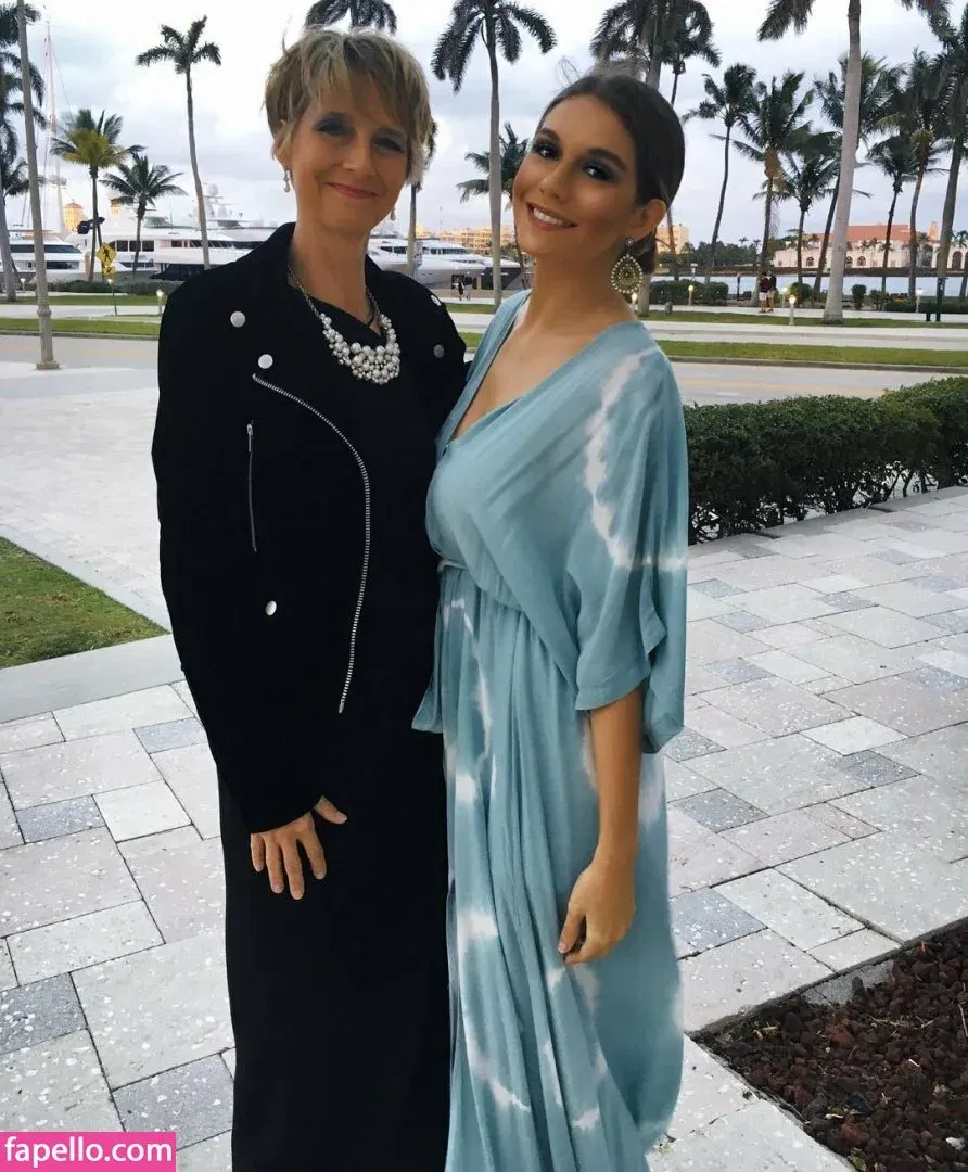 Maddy Mahmoudi Onlyfans Photo Gallery 