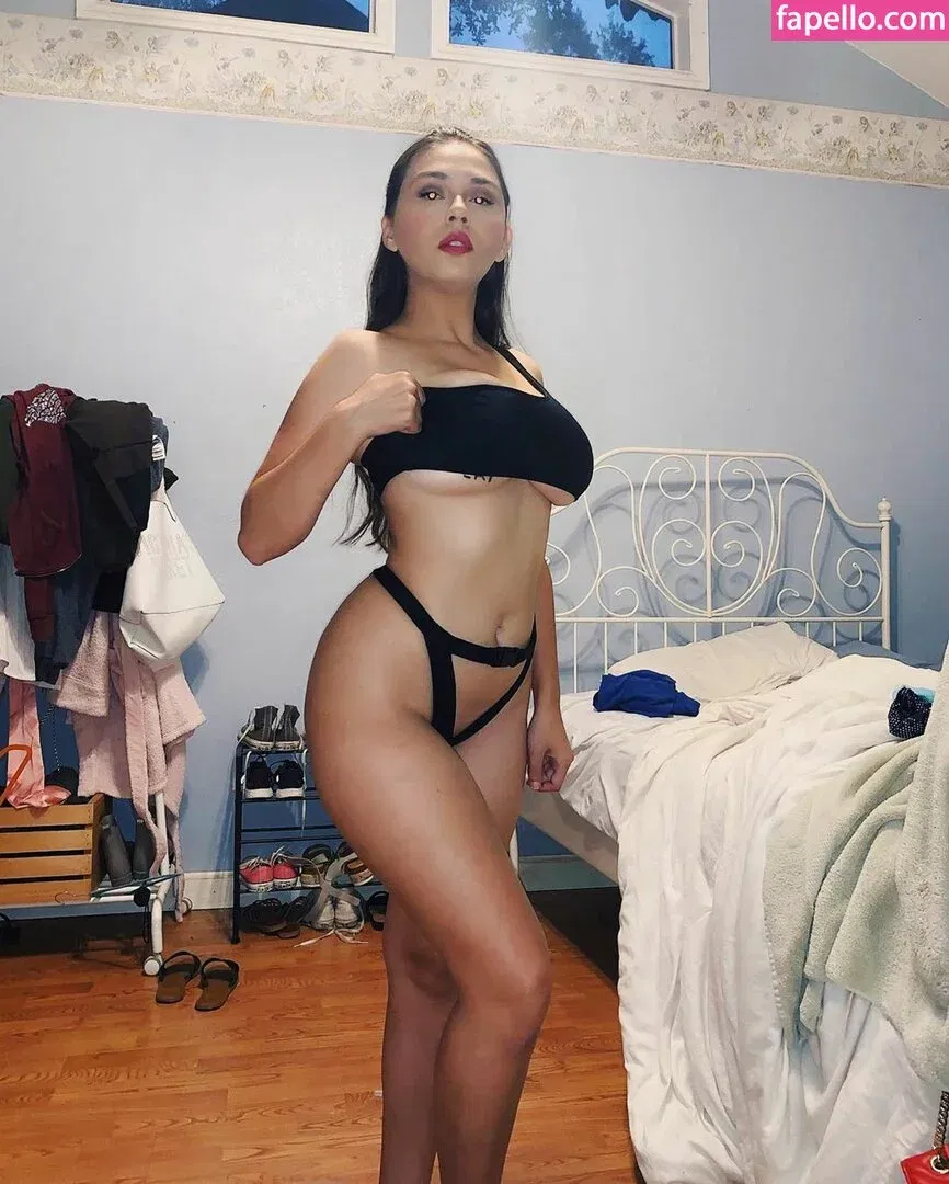 Maddy Mahmoudi Onlyfans Photo Gallery 
