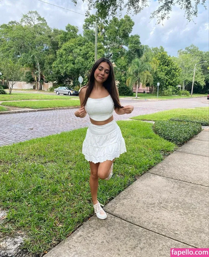 Maddy Mahmoudi Onlyfans Photo Gallery 