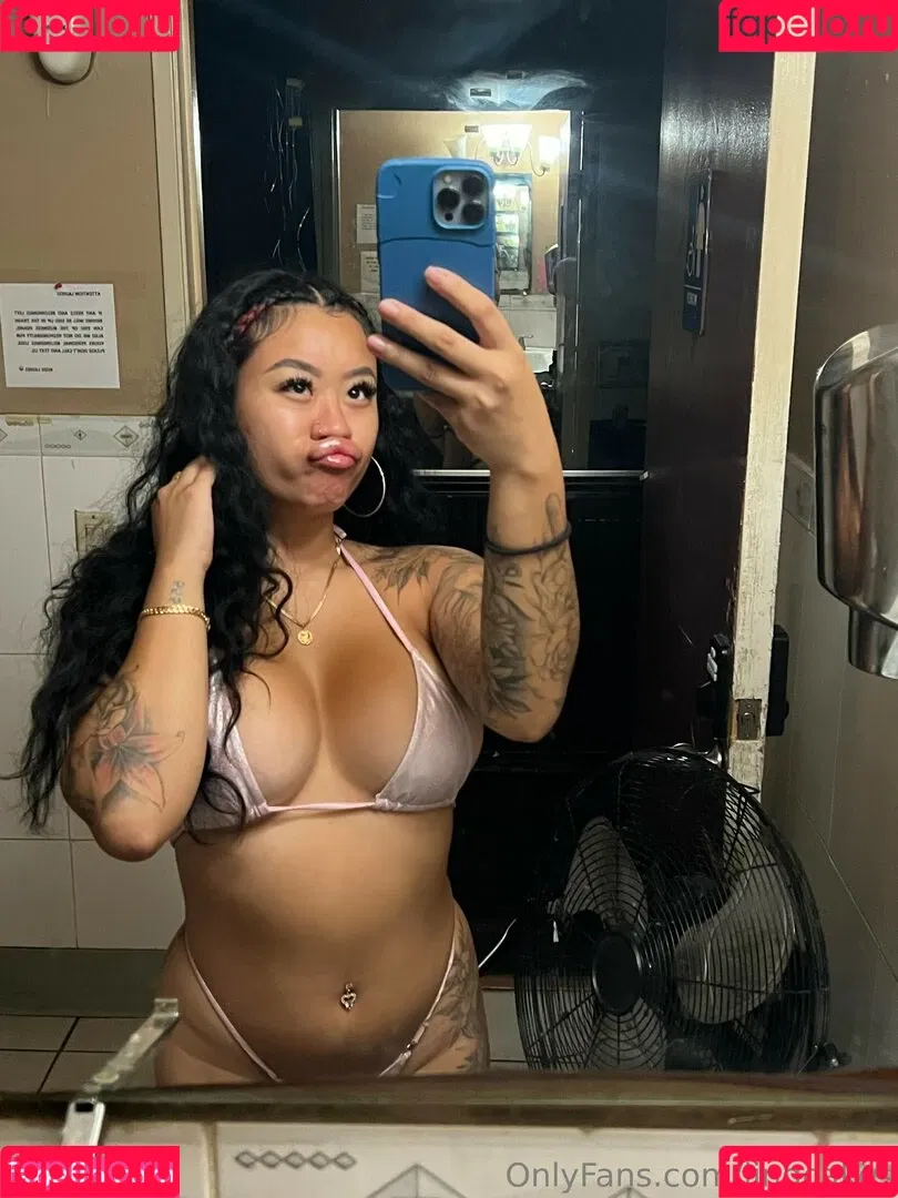 lingcakes Onlyfans Photo Gallery 