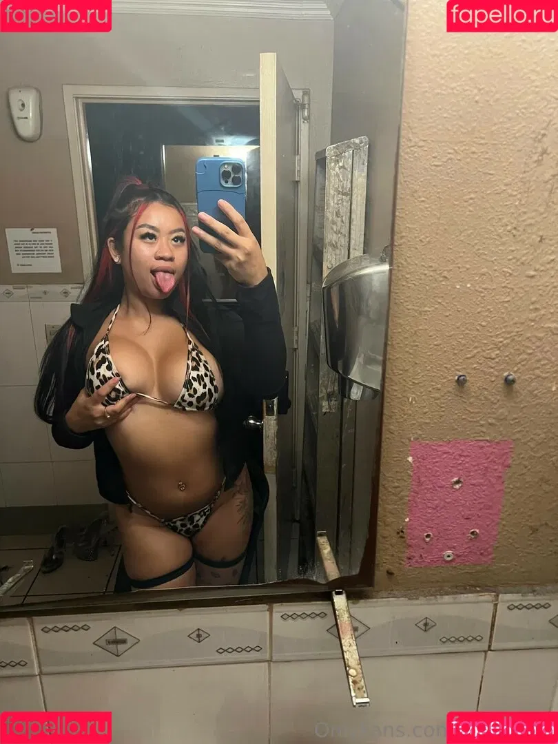 lingcakes Onlyfans Photo Gallery 