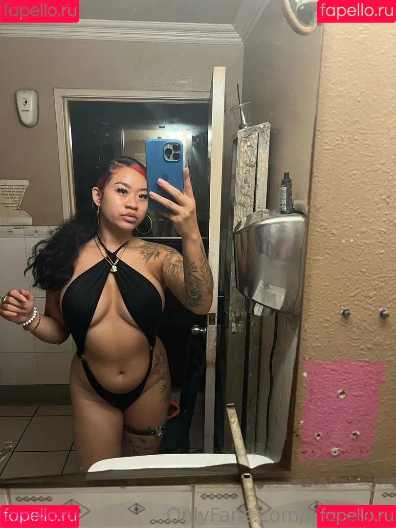 lingcakes Onlyfans Photo Gallery 