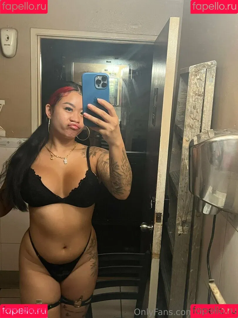 lingcakes Onlyfans Photo Gallery 
