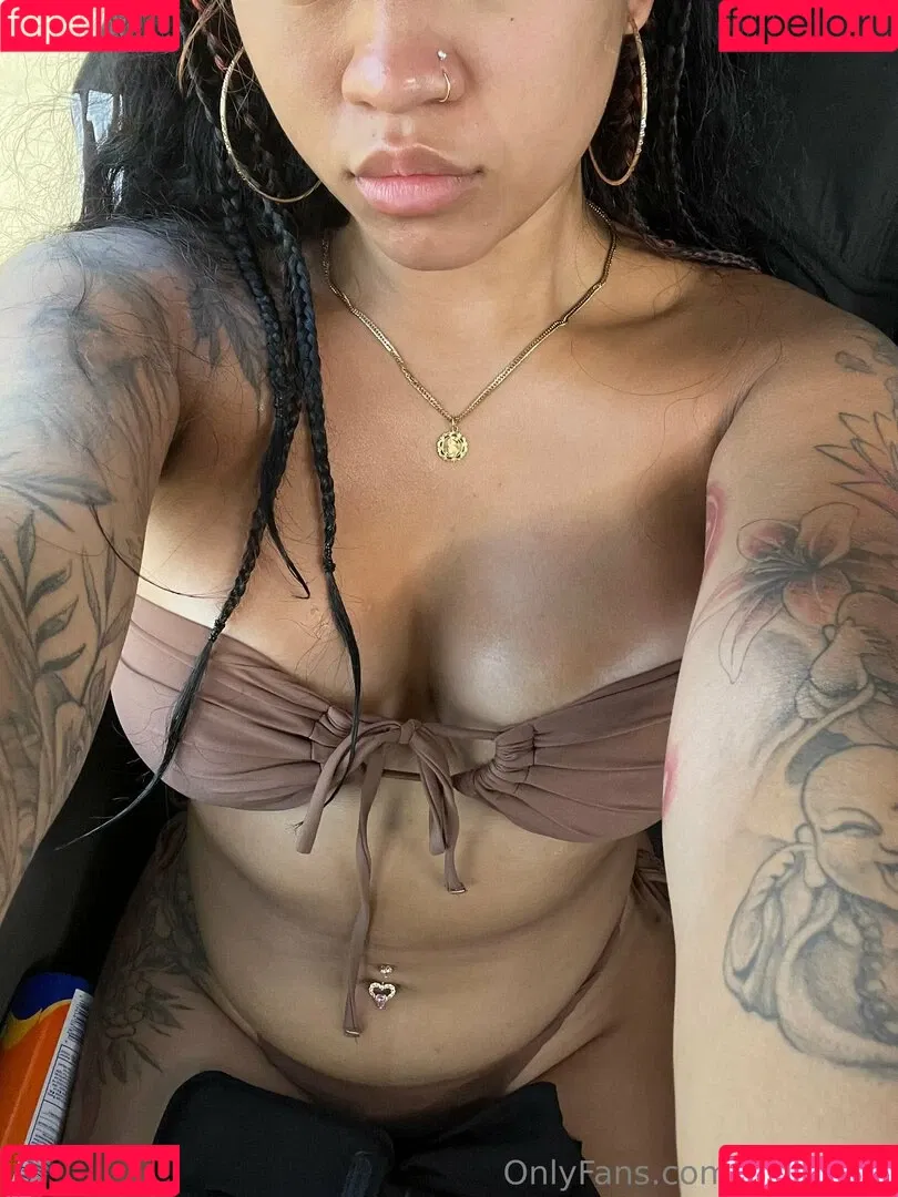 lingcakes Onlyfans Photo Gallery 