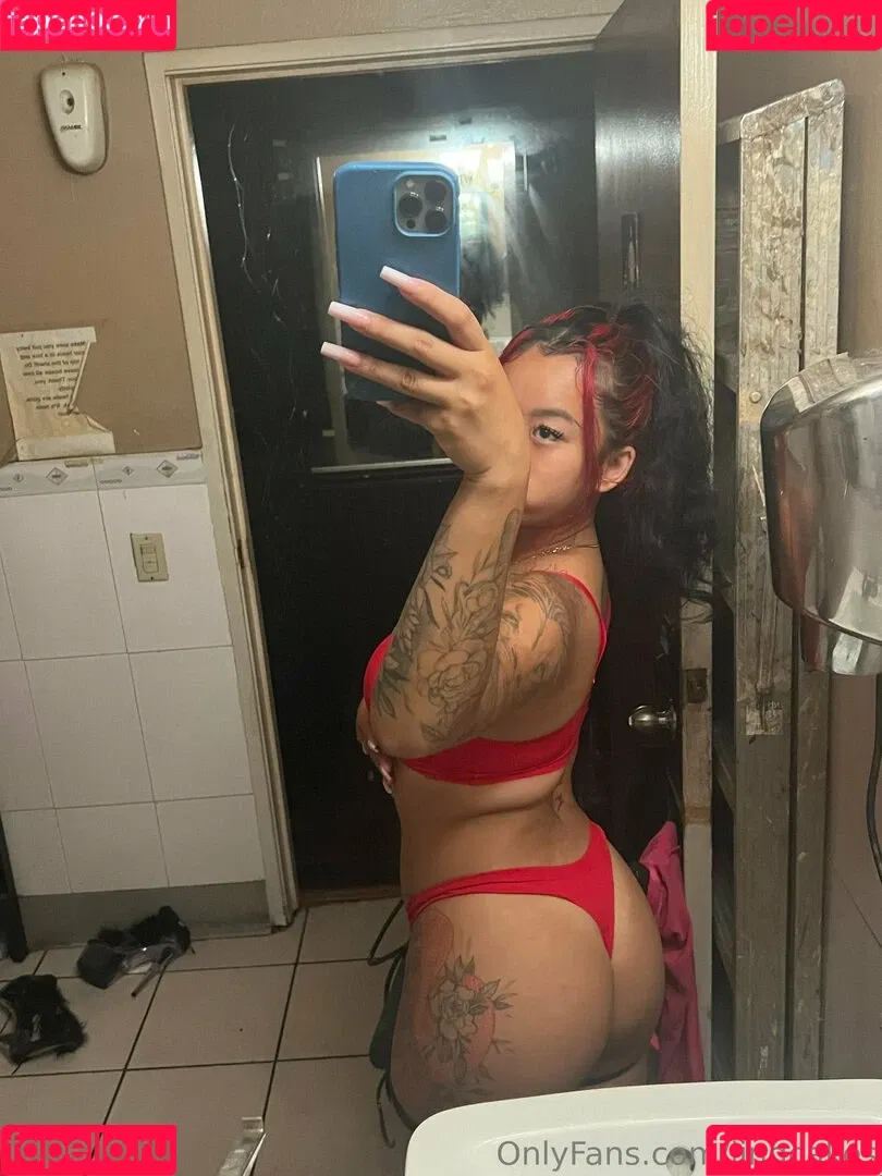 lingcakes Onlyfans Photo Gallery 