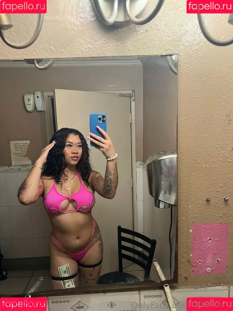 lingcakes Onlyfans Photo Gallery 