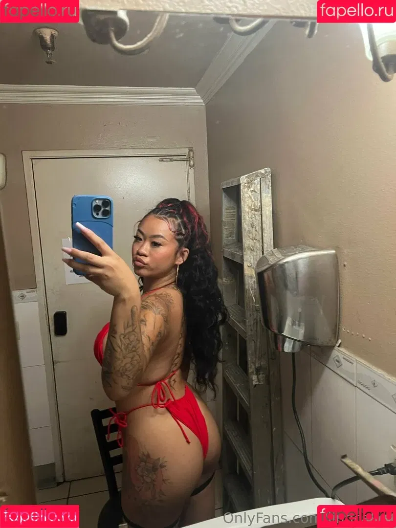 lingcakes Onlyfans Photo Gallery 