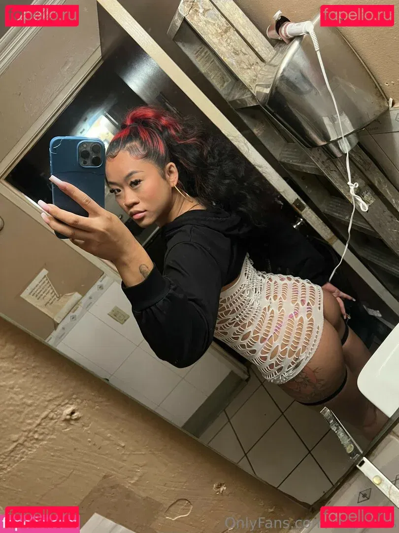 lingcakes Onlyfans Photo Gallery 