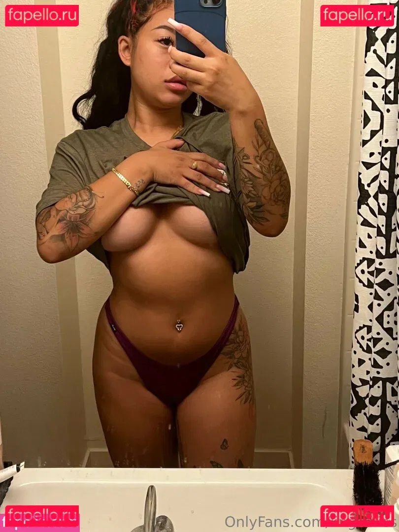 lingcakes Onlyfans Photo Gallery 