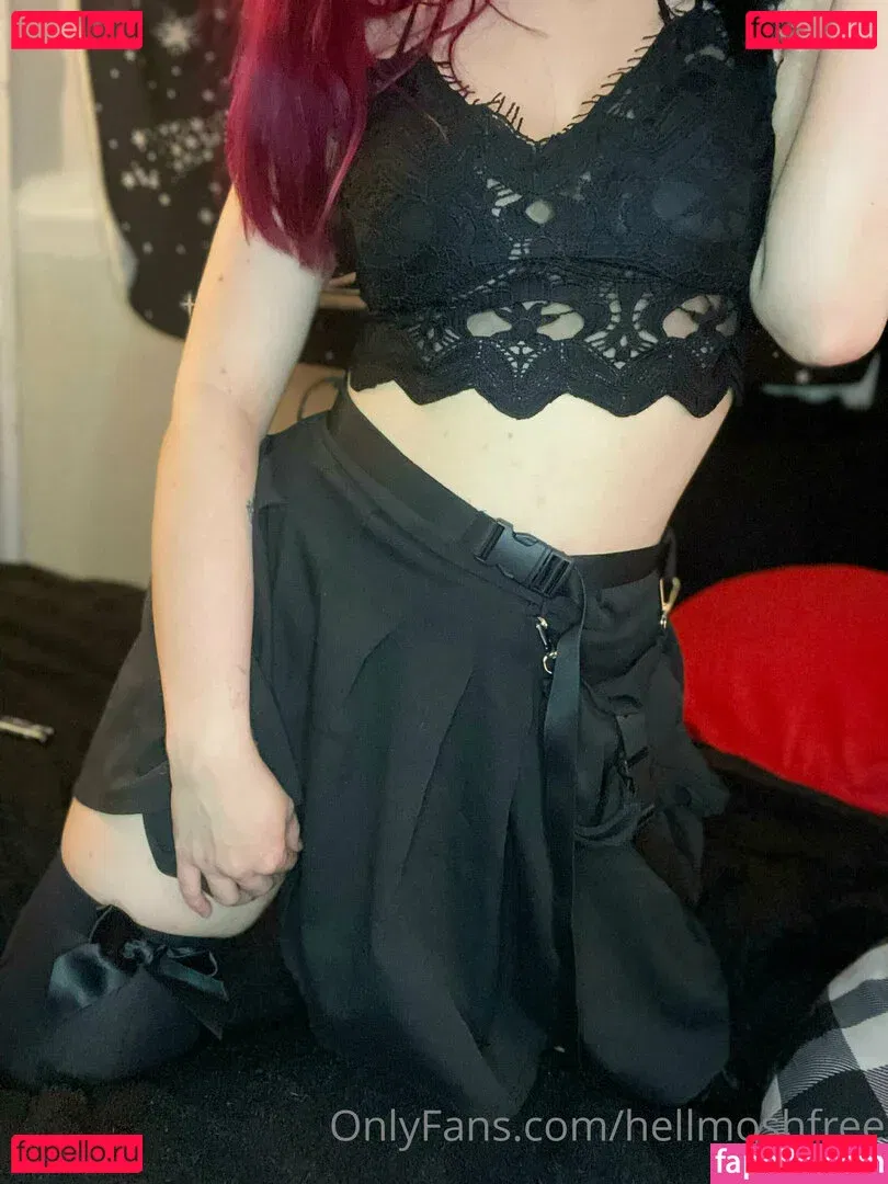 hellmoshfree Onlyfans Photo Gallery 