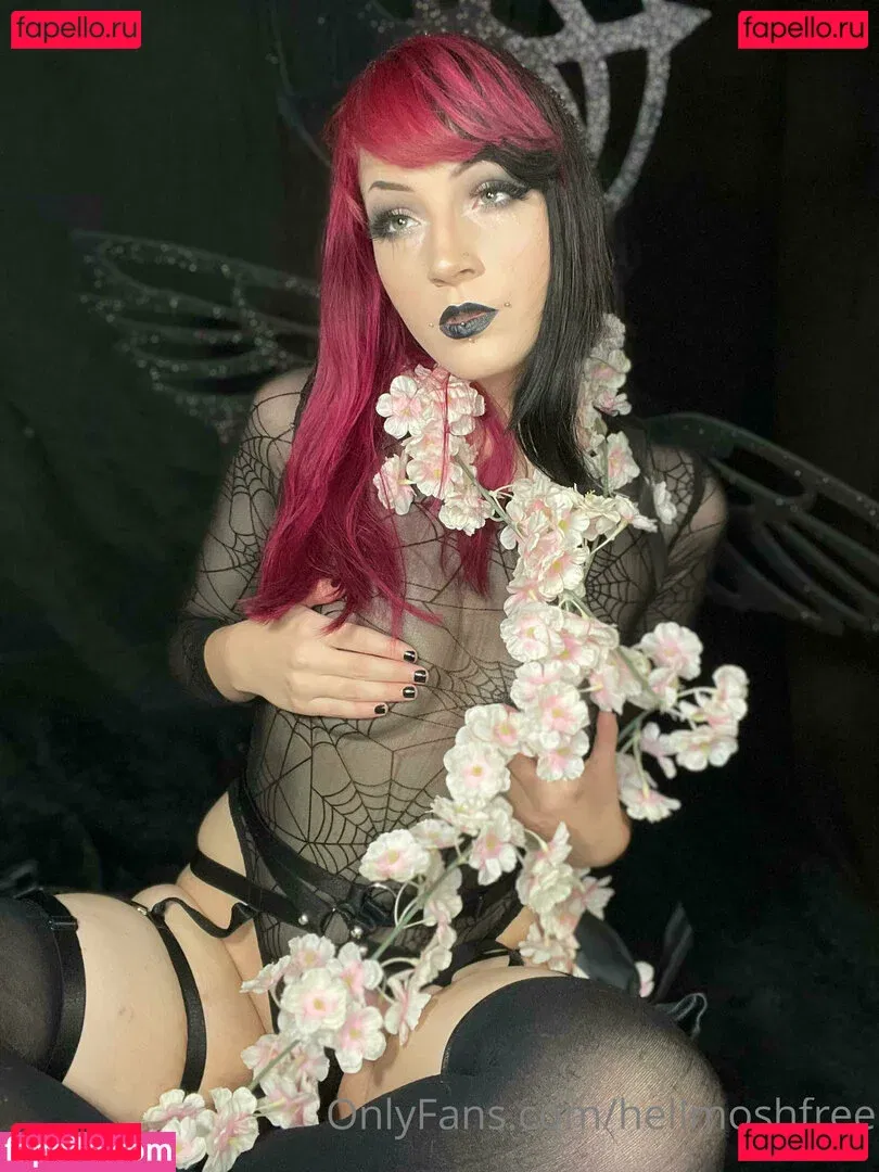 hellmoshfree Onlyfans Photo Gallery 
